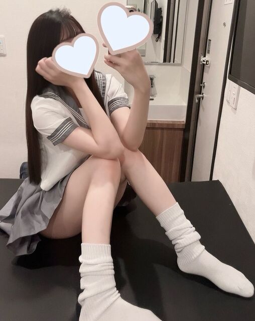 山下すず  業界完全未経験！
