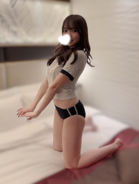 比奈ひなこ  業界完全未経験！